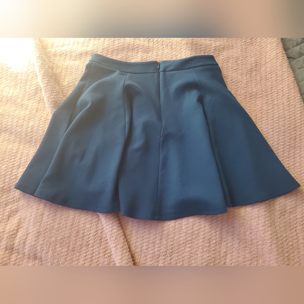 Lush size medium green skirt